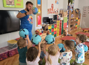 Zabawy z ,,Kangurkiem"