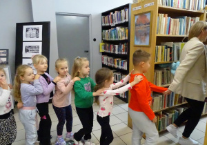 Zdjęcie 49 na 54