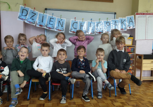Zdjęcie 2 na 79