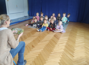 Wizyta mamy Maciusia- wspólne czytanie bajki