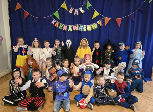 Karnawałowa fotobudka